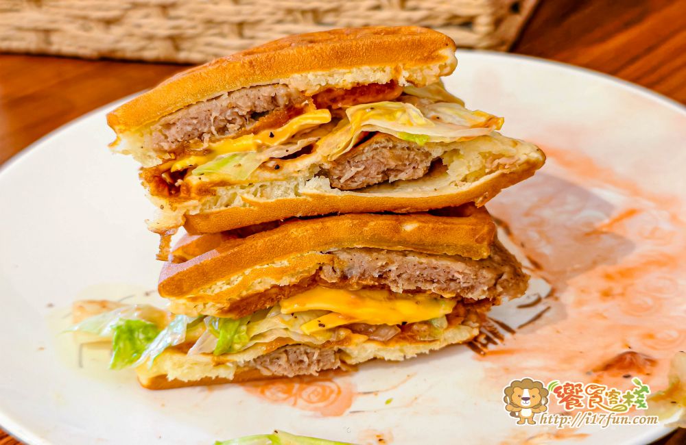 小木屋鬆餅│高雄人氣鬆餅店!新竹起家近20年老店,高雄市區唯一一家,鹹甜口味高達30種口味可以選擇 - 第14張圖 小木屋鬆餅│高雄人氣鬆餅店!新竹起家近20年老店,高雄市區唯一一家,鹹甜口味高達30種口味可以選擇