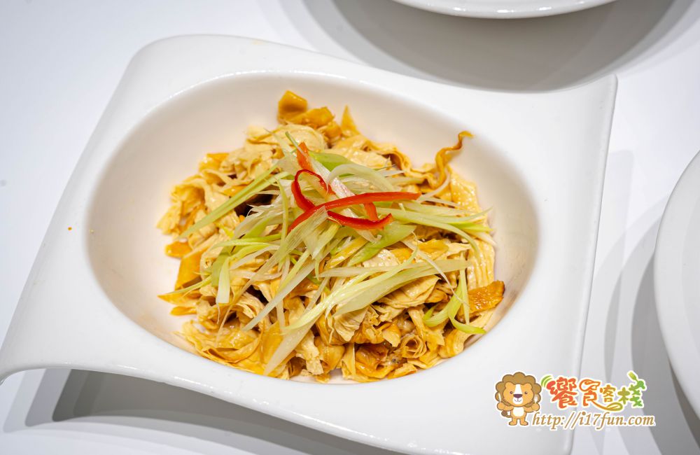 利人天蔬食│顛覆你對蔬食的想像！高雄人氣蔬食餐廳，用最純粹的食材做出最驚豔的美味